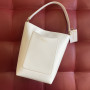 Біла шкіряна сумка бочонок Valentino Bags